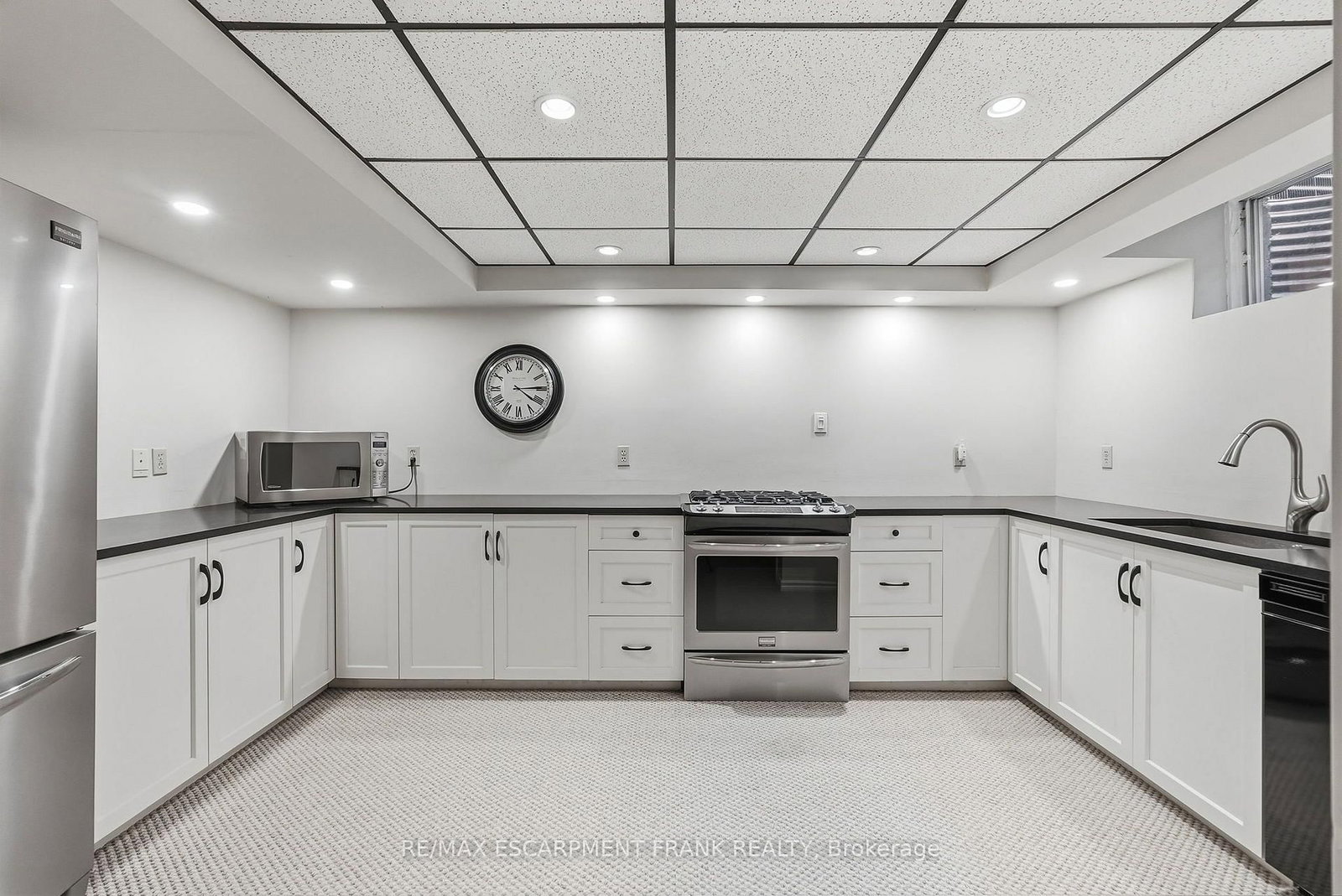 45 Peppertree Crescent • Hamilton, ON photo 38