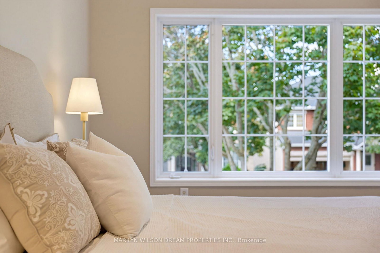 32 Valencia Street • Ottawa, ON photo 21