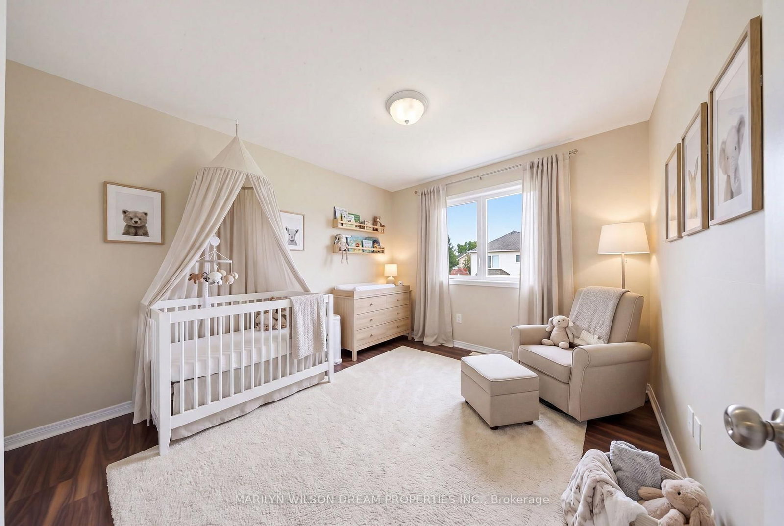 32 Valencia Street • Ottawa, ON photo 27