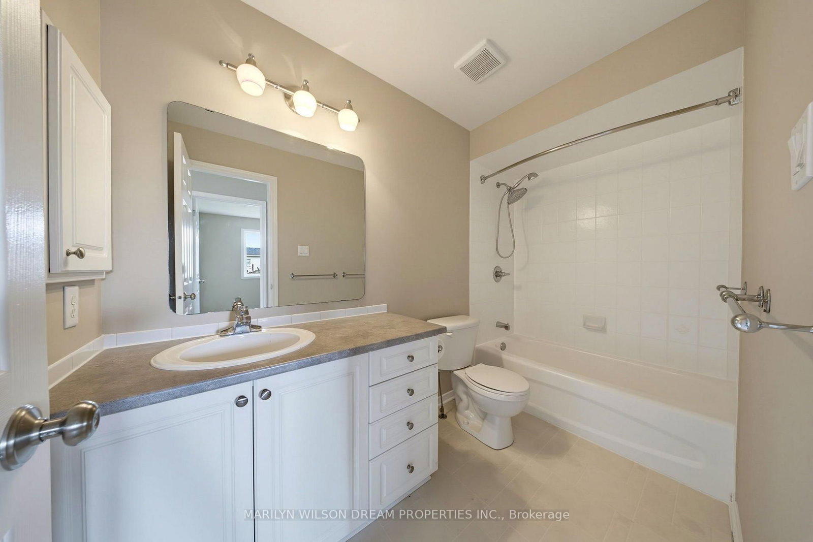 32 Valencia Street • Ottawa, ON photo 29