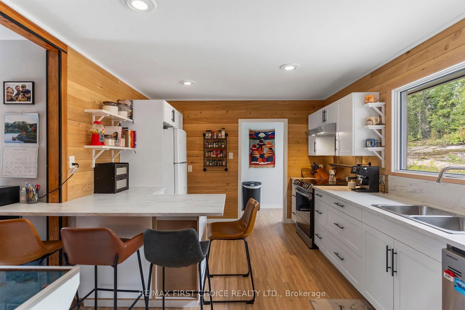 1950 Lakeshore Drive • Shuniah, ON photo 9