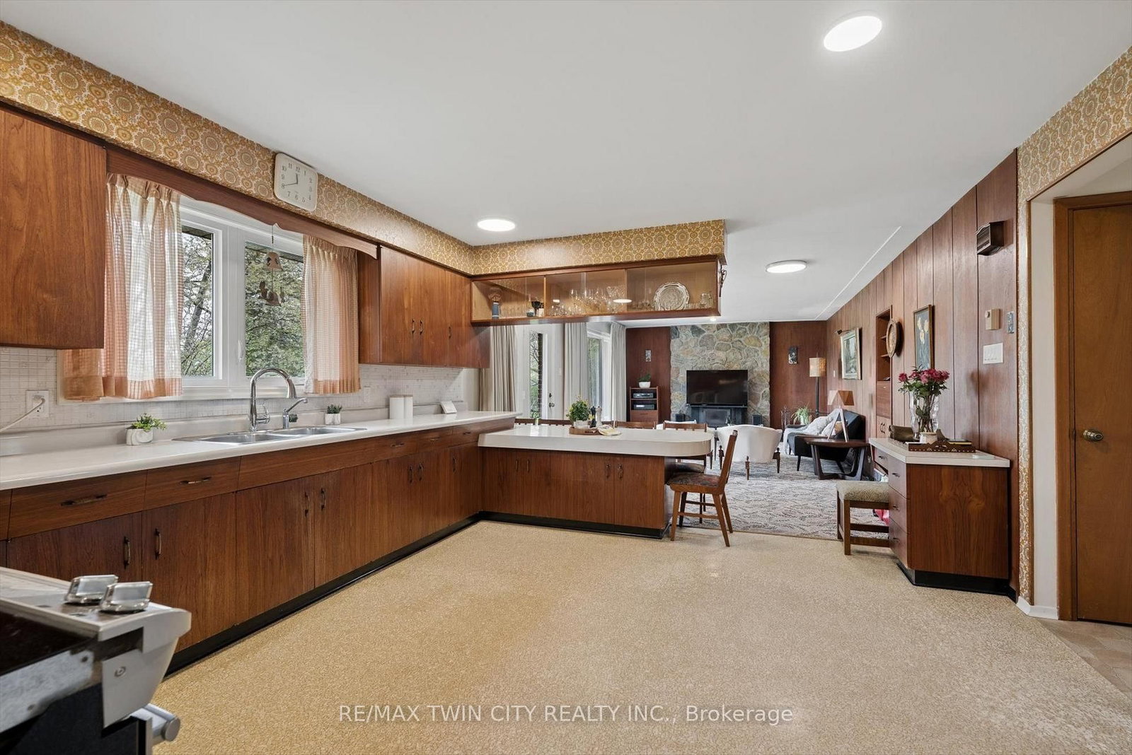 142 Carson Drive • Kitchener, ON photo 15