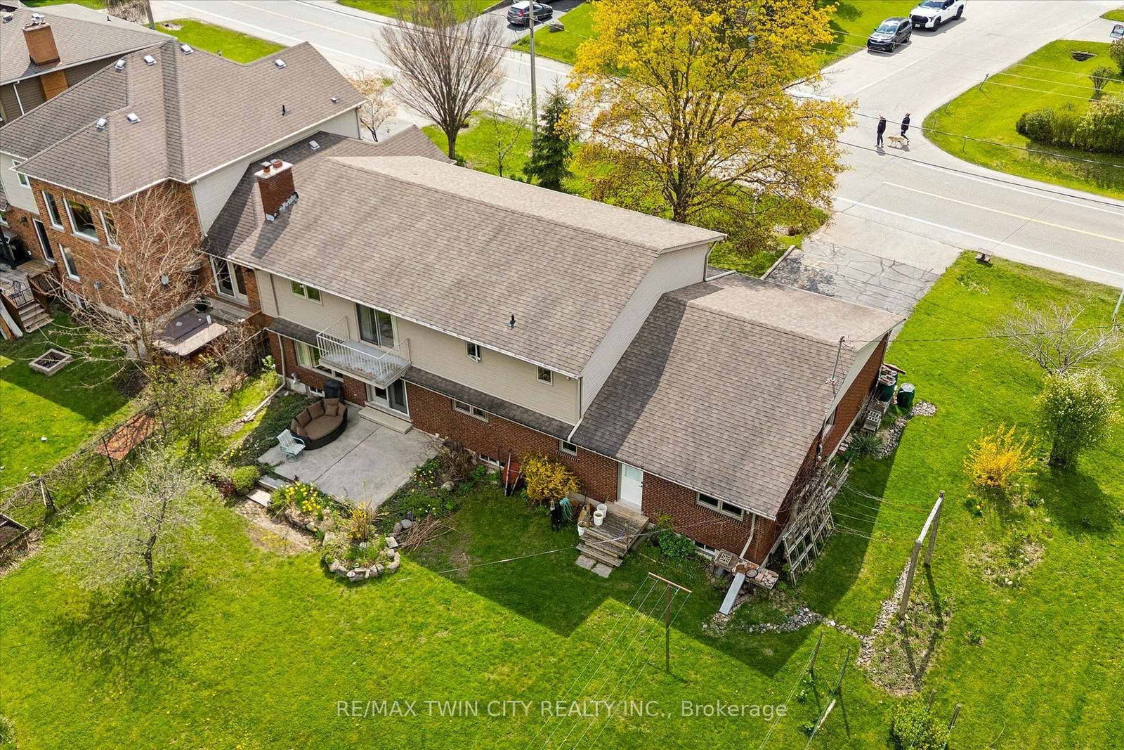 142 Carson Drive • Kitchener, ON photo 31