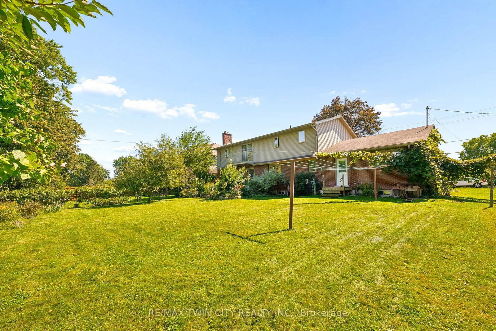 142 Carson Drive • Kitchener, ON photo 34