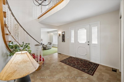 142 Carson Drive • Kitchener, ON photo 9