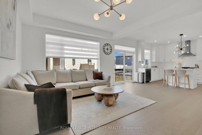 201 Reisling Way • Ottawa, ON photo 6