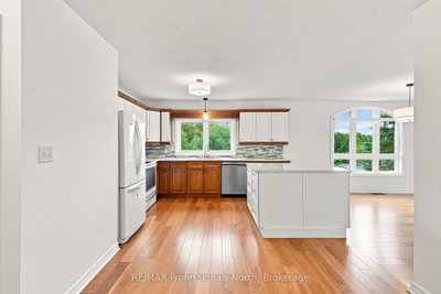31 Dairy Lane • #306 • Huntsville, ON photo 8