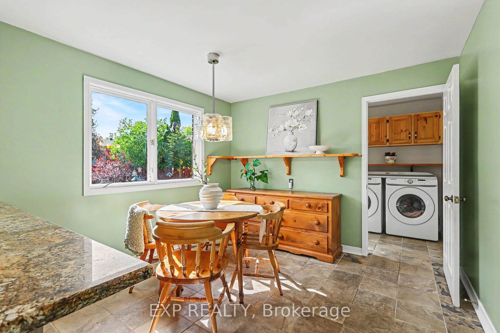 105 Country Club Drive • Ottawa, ON photo 16
