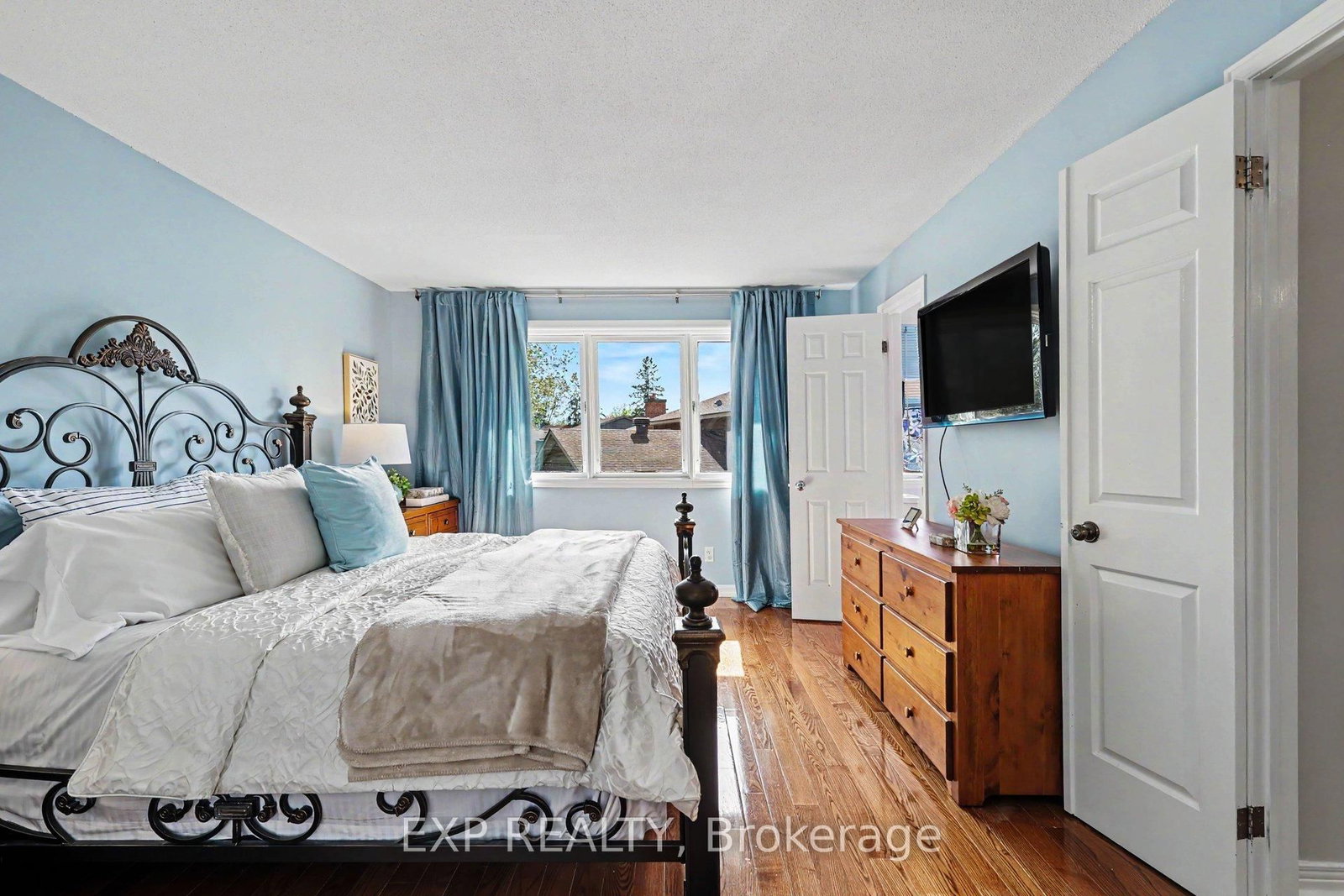 105 Country Club Drive • Ottawa, ON photo 21