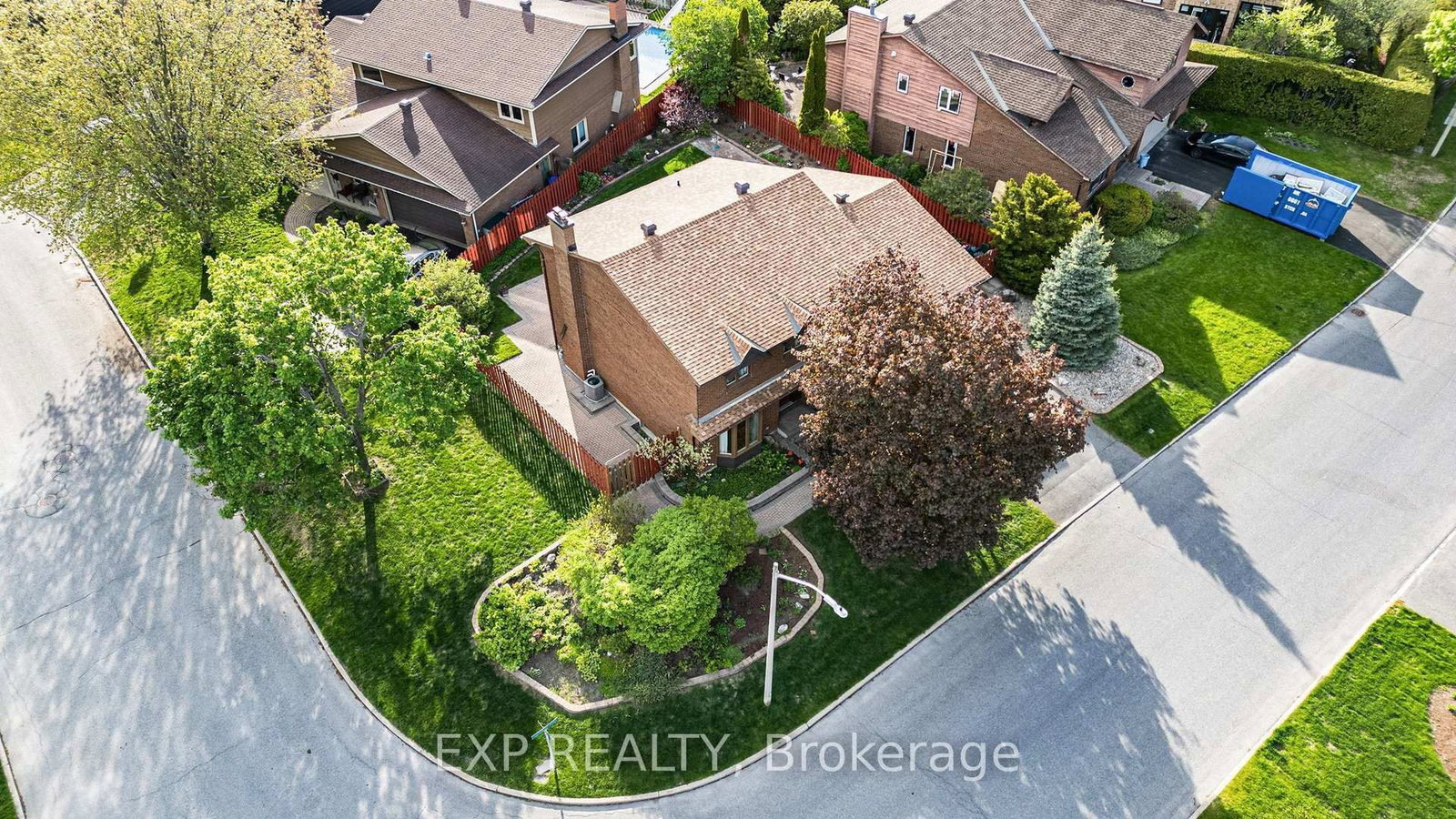 105 Country Club Drive • Ottawa, ON photo 34