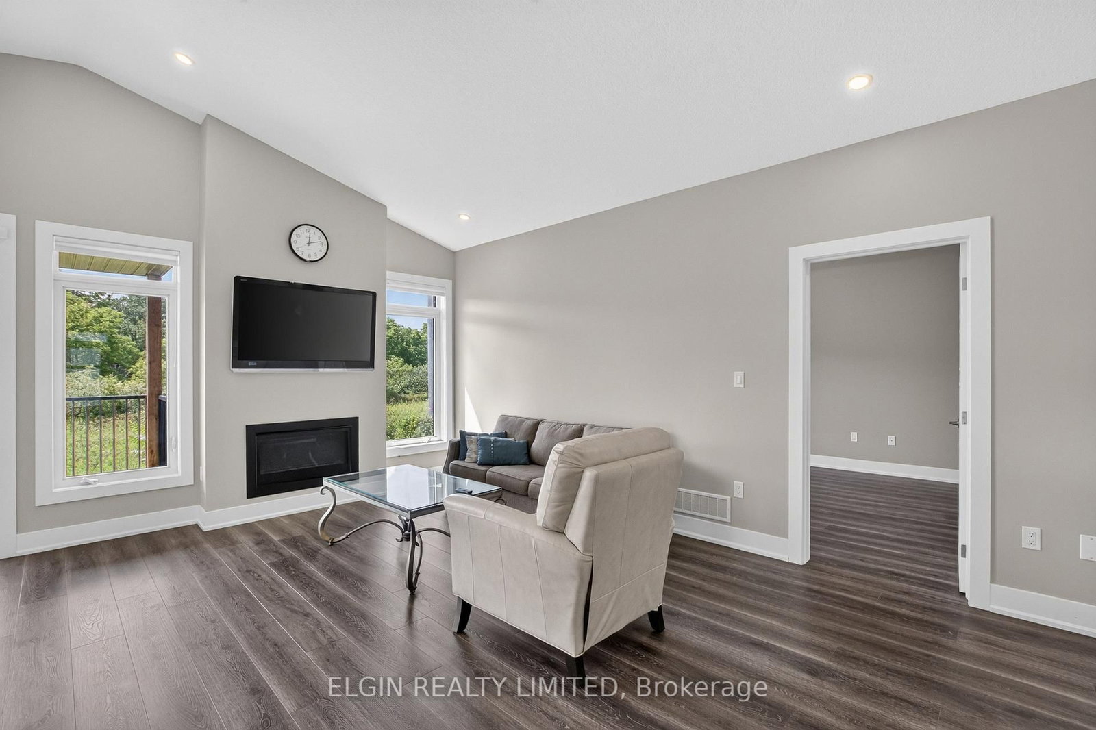 10 Mcpherson Court N • #18 • Central Elgin, ON photo 12