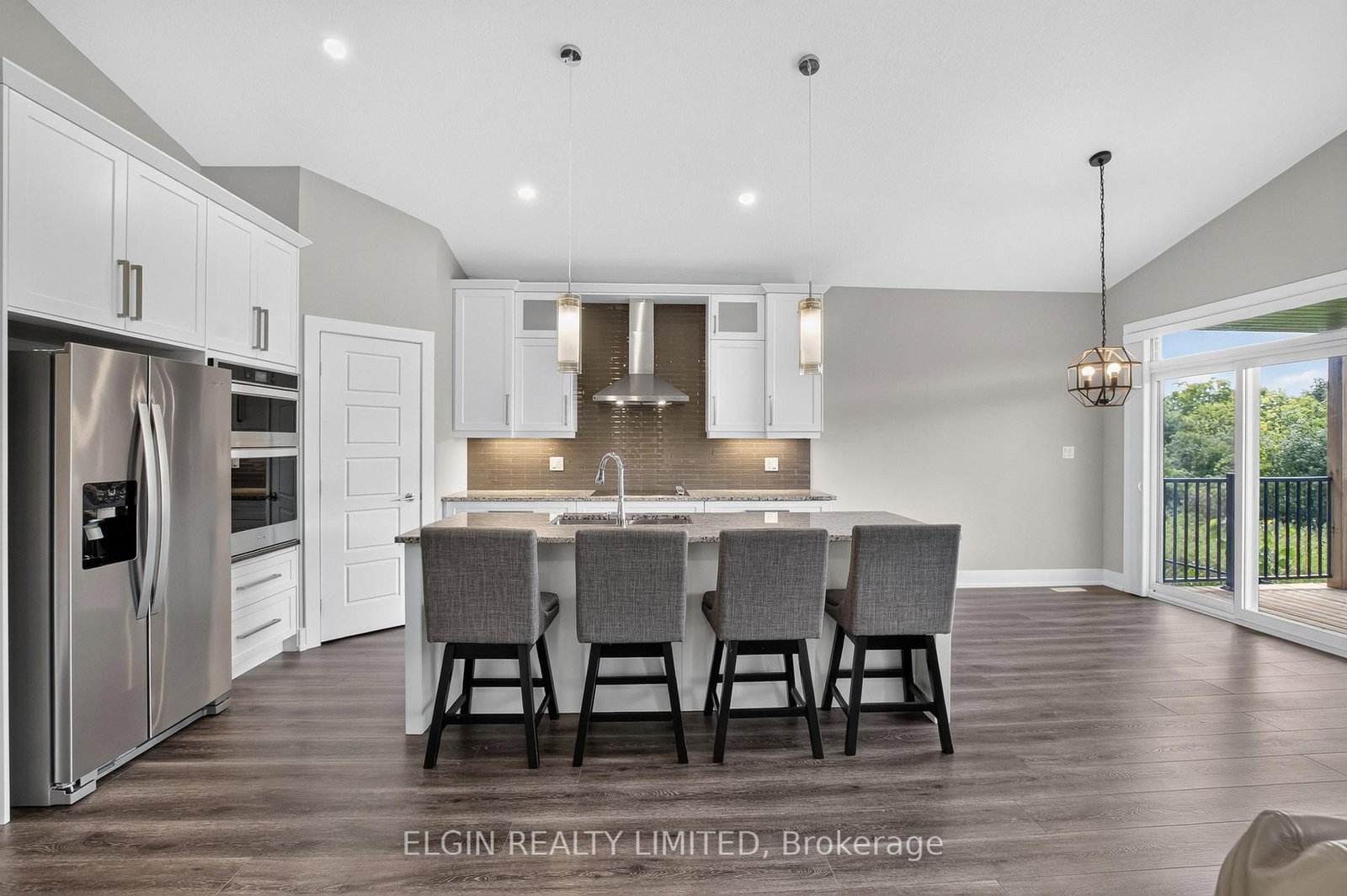 10 Mcpherson Court N • #18 • Central Elgin, ON photo 6