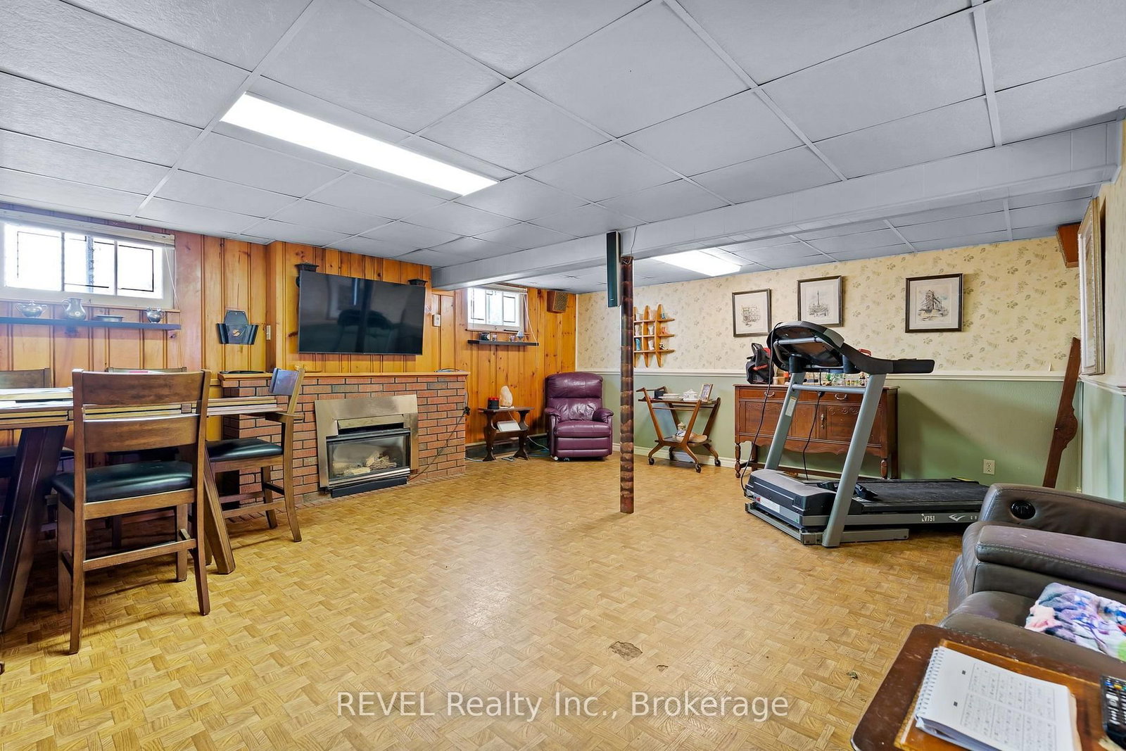 15 Duncan Drive • St. Catharines, ON photo 13