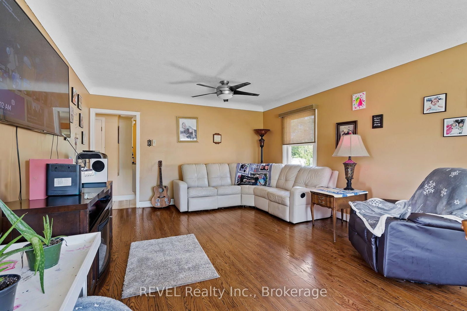 15 Duncan Drive • St. Catharines, ON photo 5