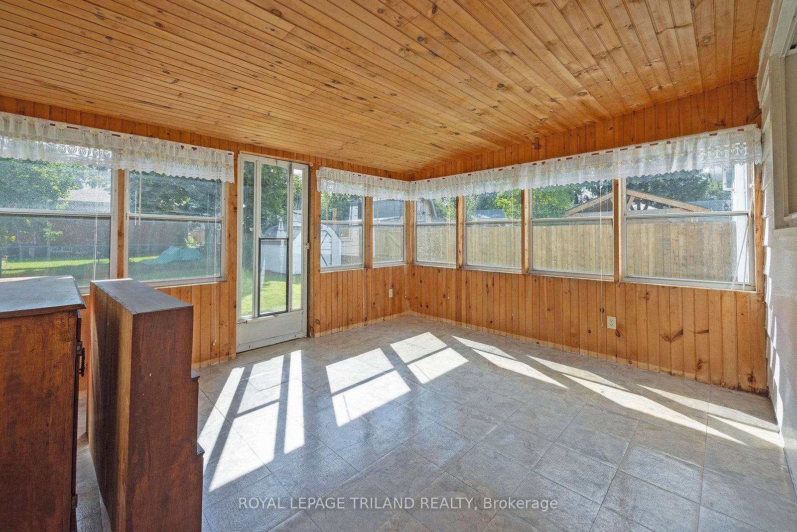 18 Laurier Road • St. Thomas, ON photo 17