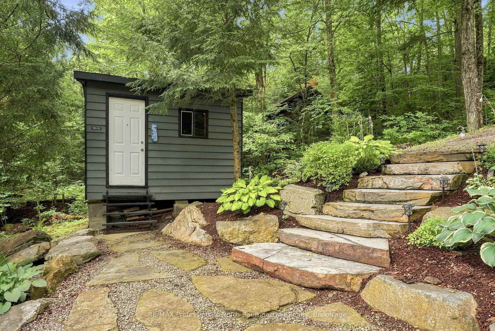 2937 Watts Road • Dysart et al, ON photo 30