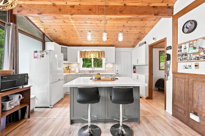 2937 Watts Road • Dysart et al, ON photo 8
