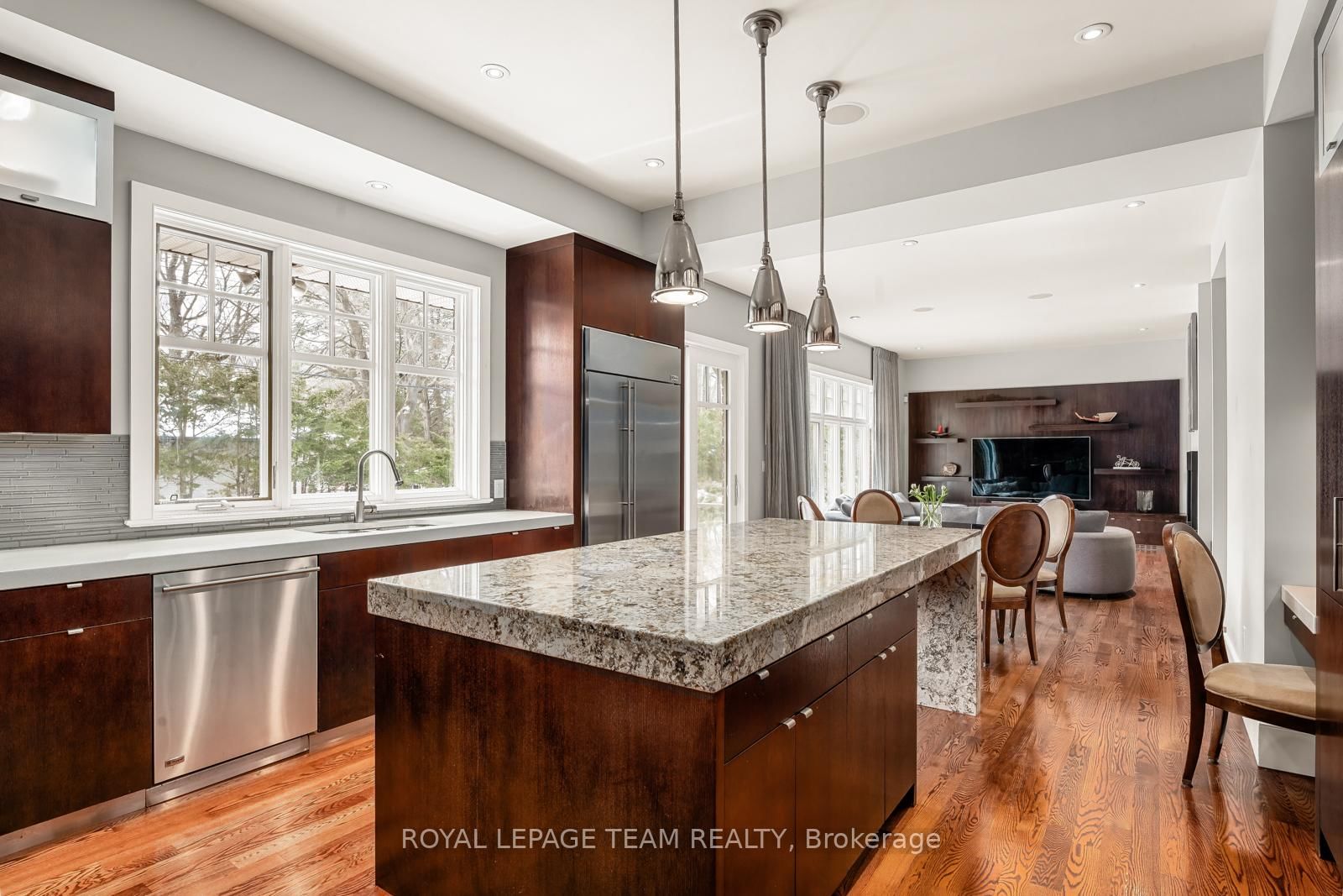 250 Sandridge Road • Ottawa, ON photo 15