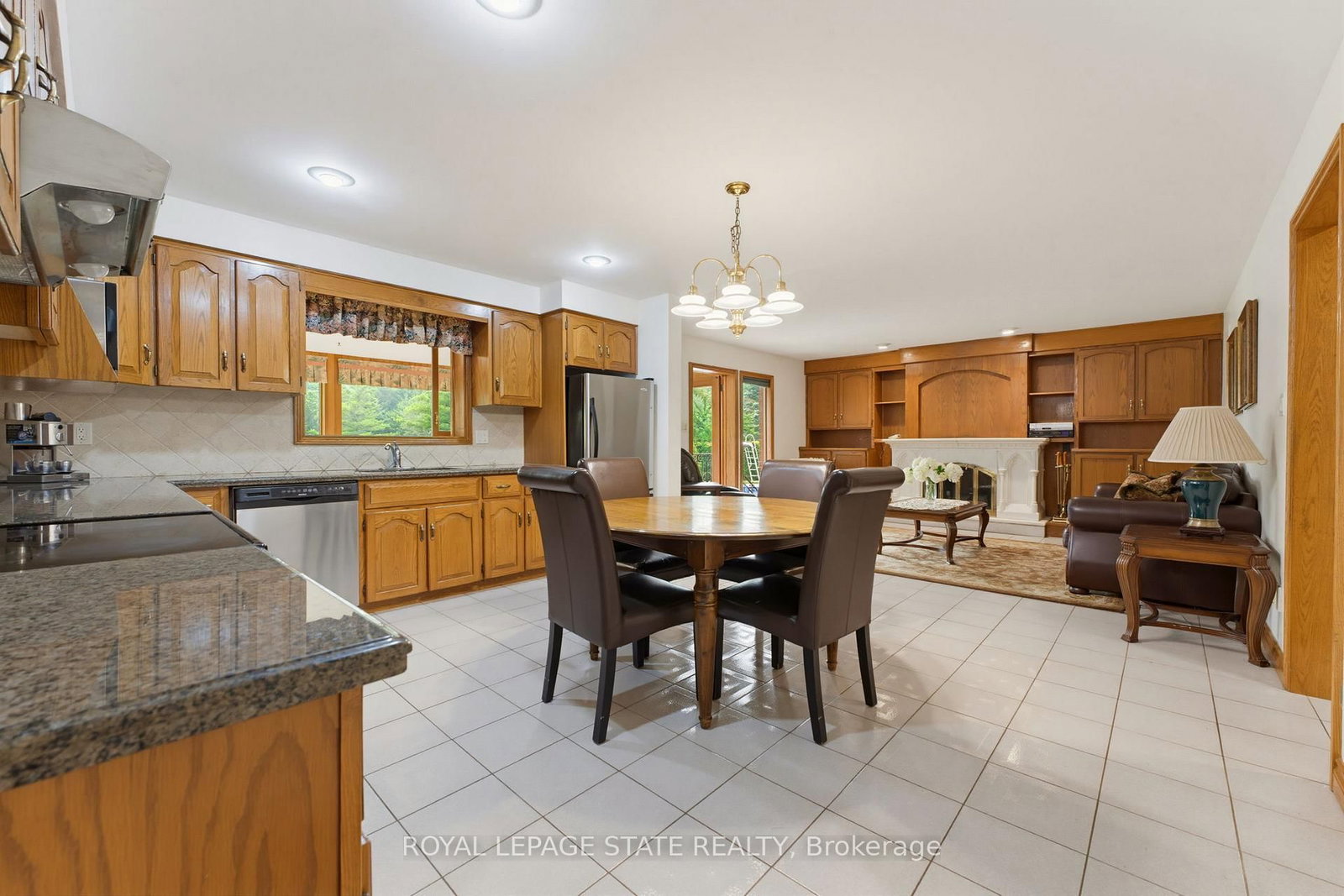 348 Shaver Road • Hamilton, ON photo 15