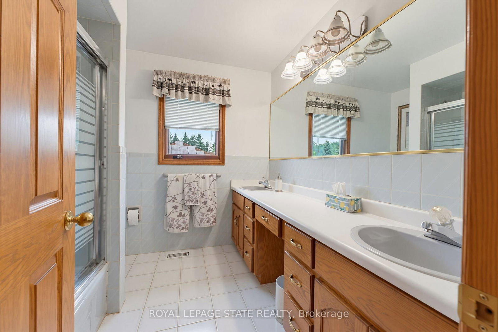 348 Shaver Road • Hamilton, ON photo 31