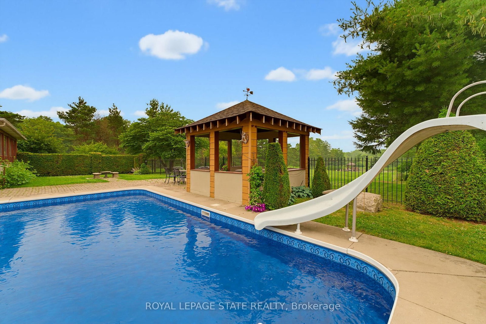 348 Shaver Road • Hamilton, ON photo 46