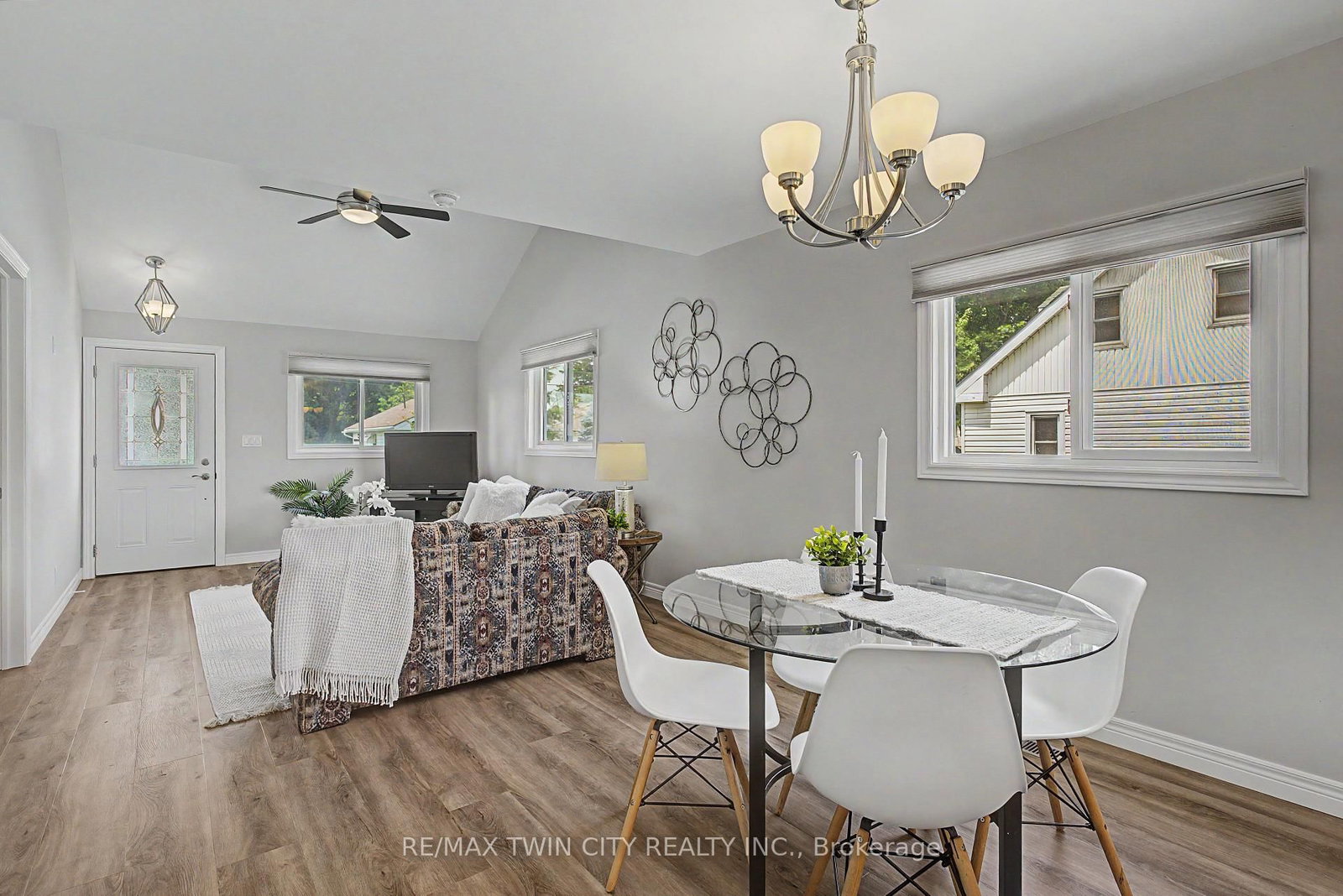61 Maud Street • Woodstock, ON photo 11