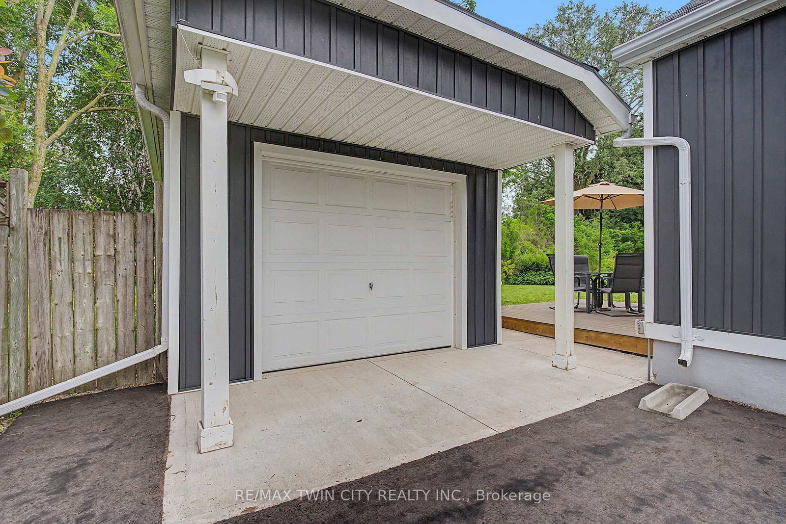 61 Maud Street • Woodstock, ON photo 26