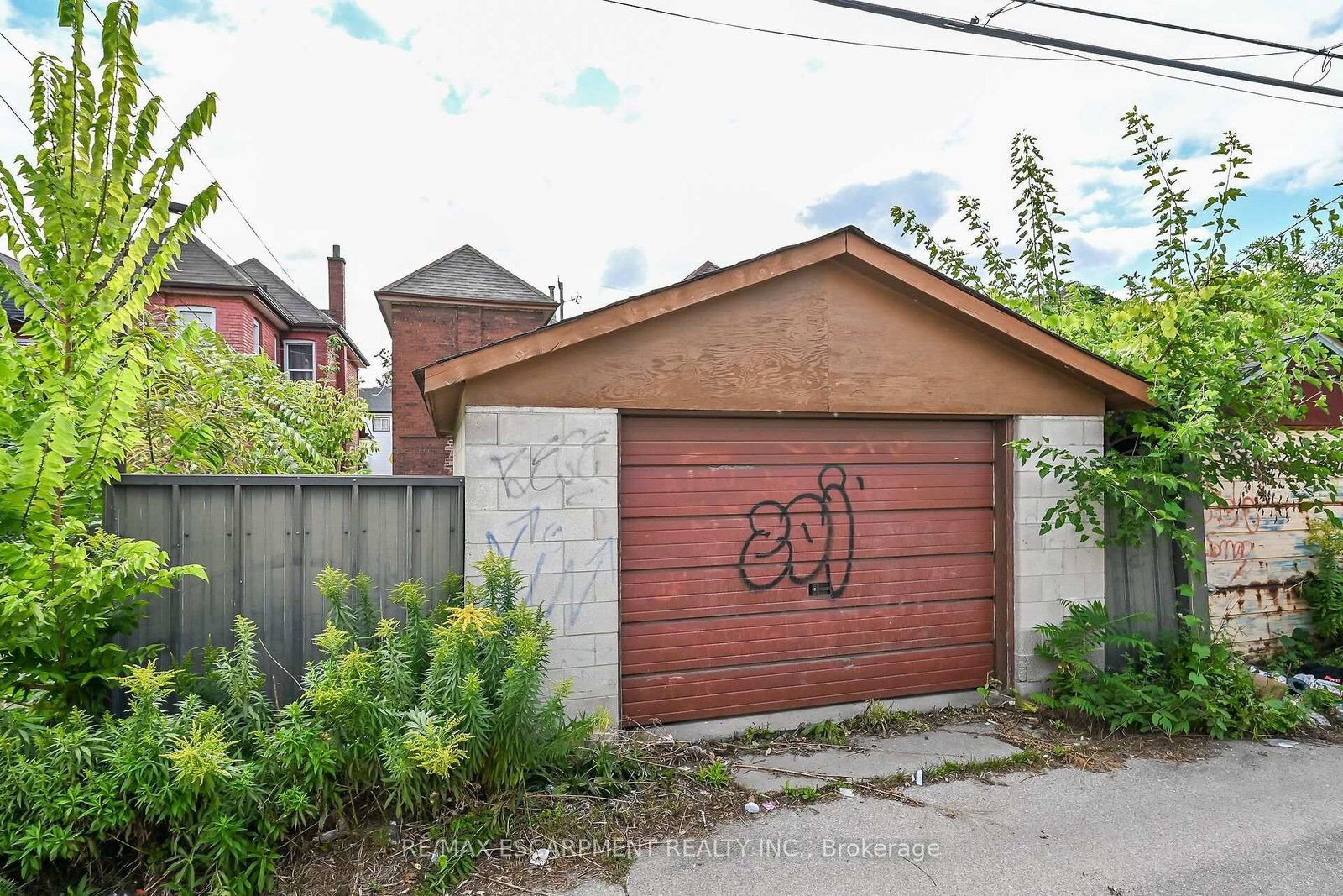 15 Kinrade Avenue • Hamilton, ON photo 35