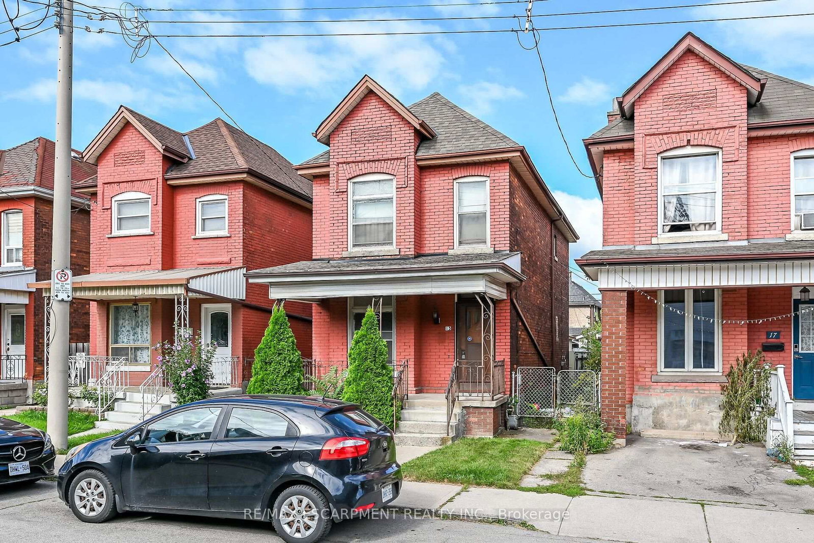 15 Kinrade Avenue • Hamilton, ON photo 39