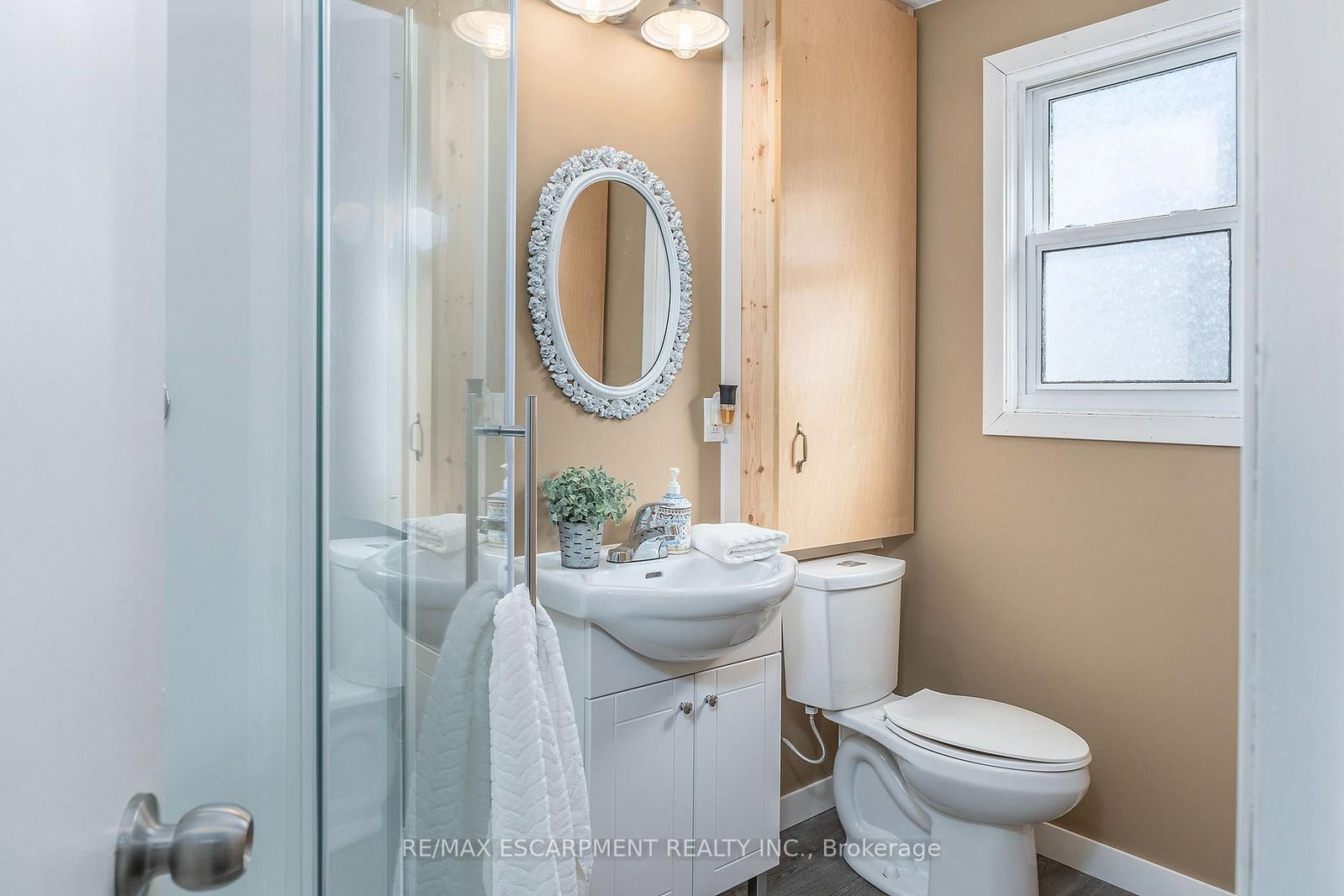 274 East 38th Street • Hamilton, ON photo 10