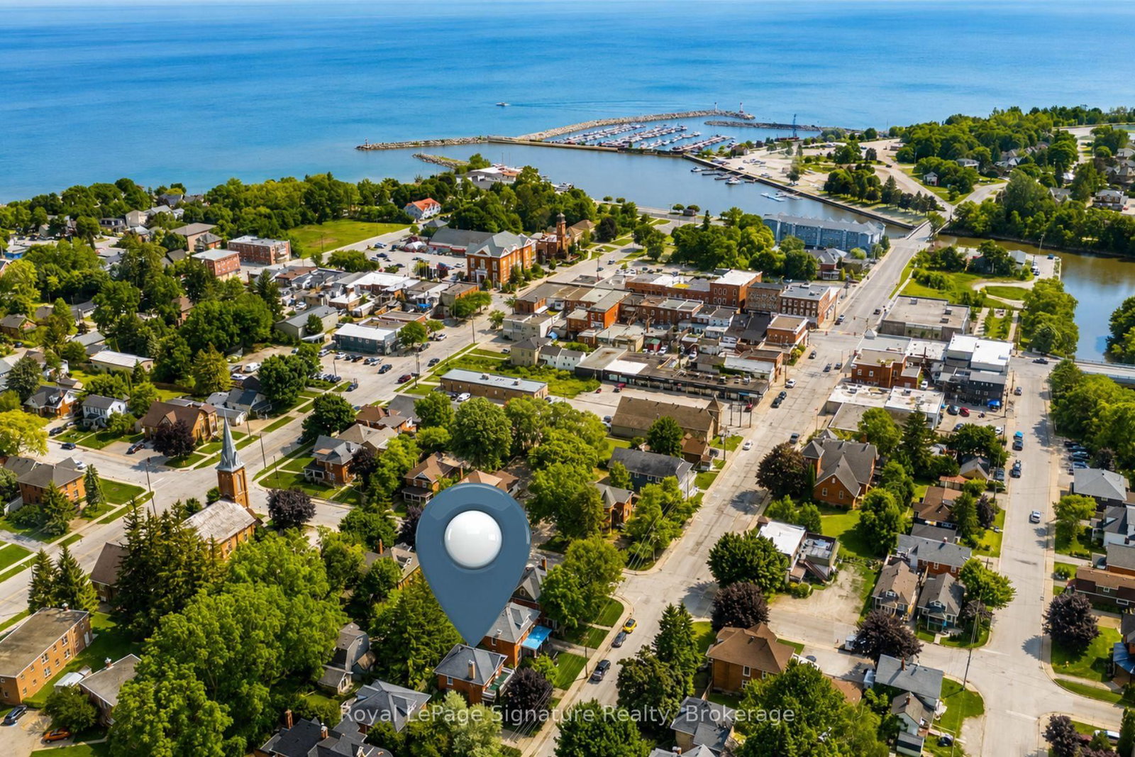 76 Trowbridge Street W • Meaford, ON photo 1
