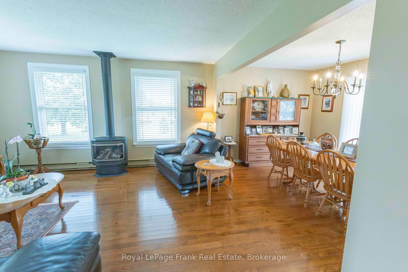 378 Old Surrey Lane • Kawartha Lakes, ON photo 10