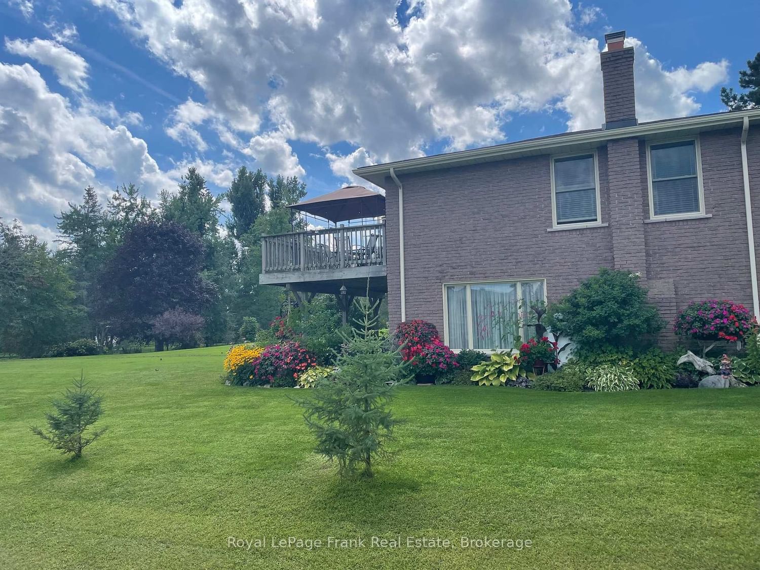 378 Old Surrey Lane • Kawartha Lakes, ON photo 4