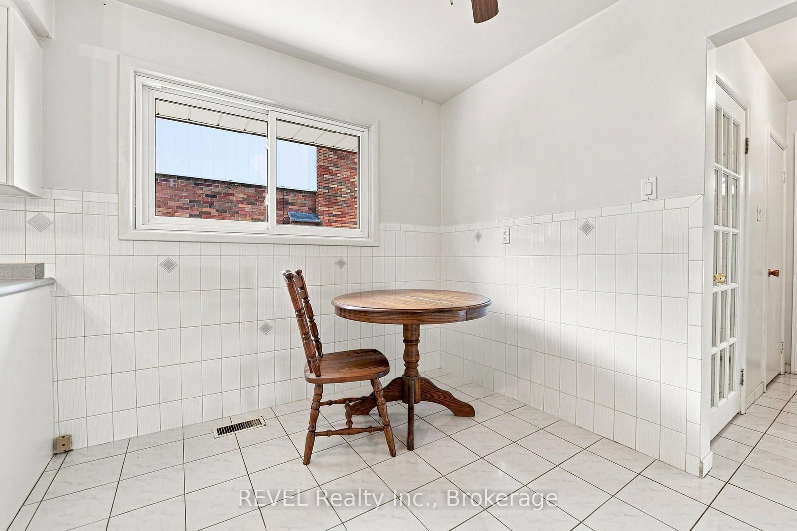 330 Waverly Street • Hamilton, ON photo 13
