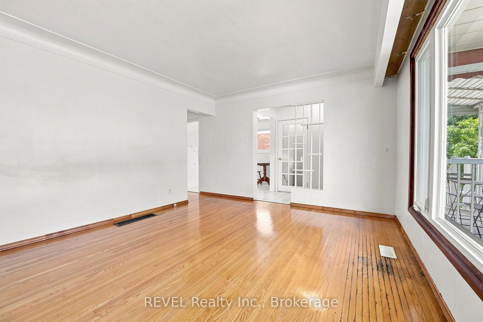 330 Waverly Street • Hamilton, ON photo 20