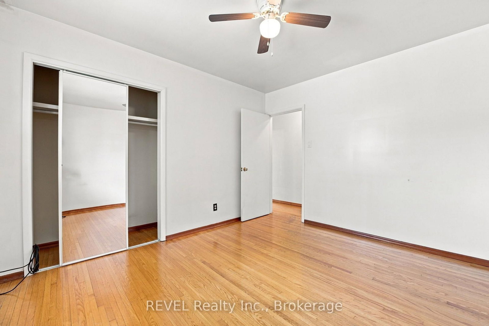 330 Waverly Street • Hamilton, ON photo 22