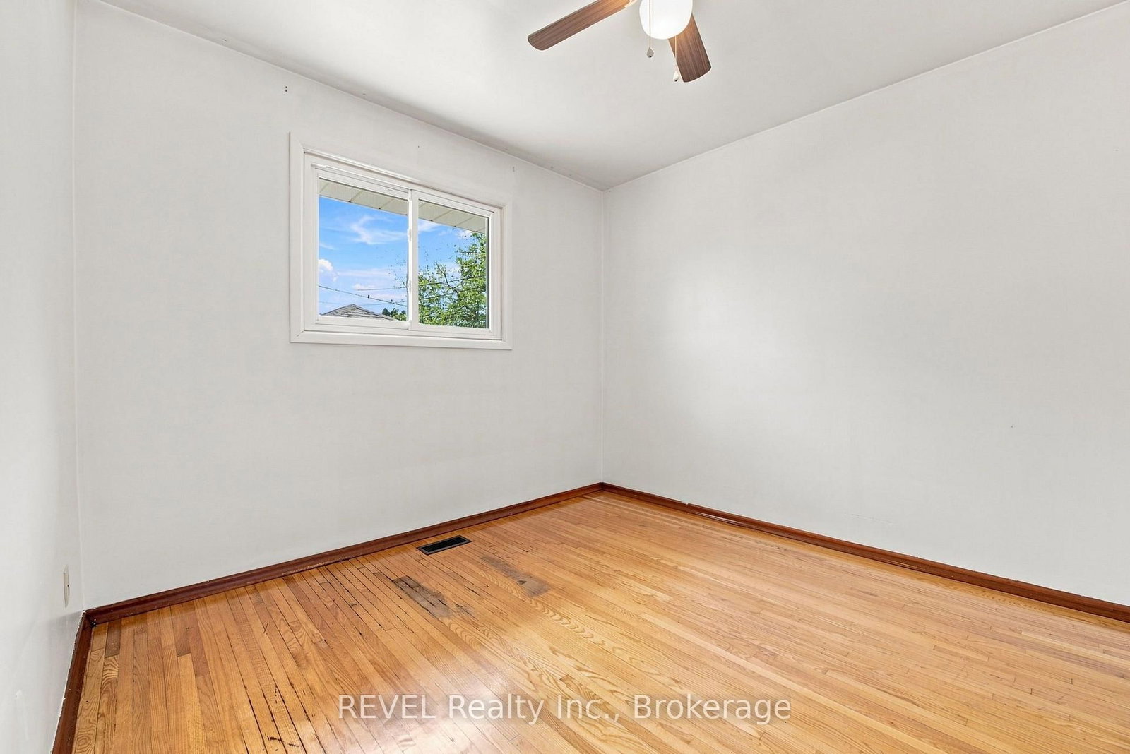 330 Waverly Street • Hamilton, ON photo 25