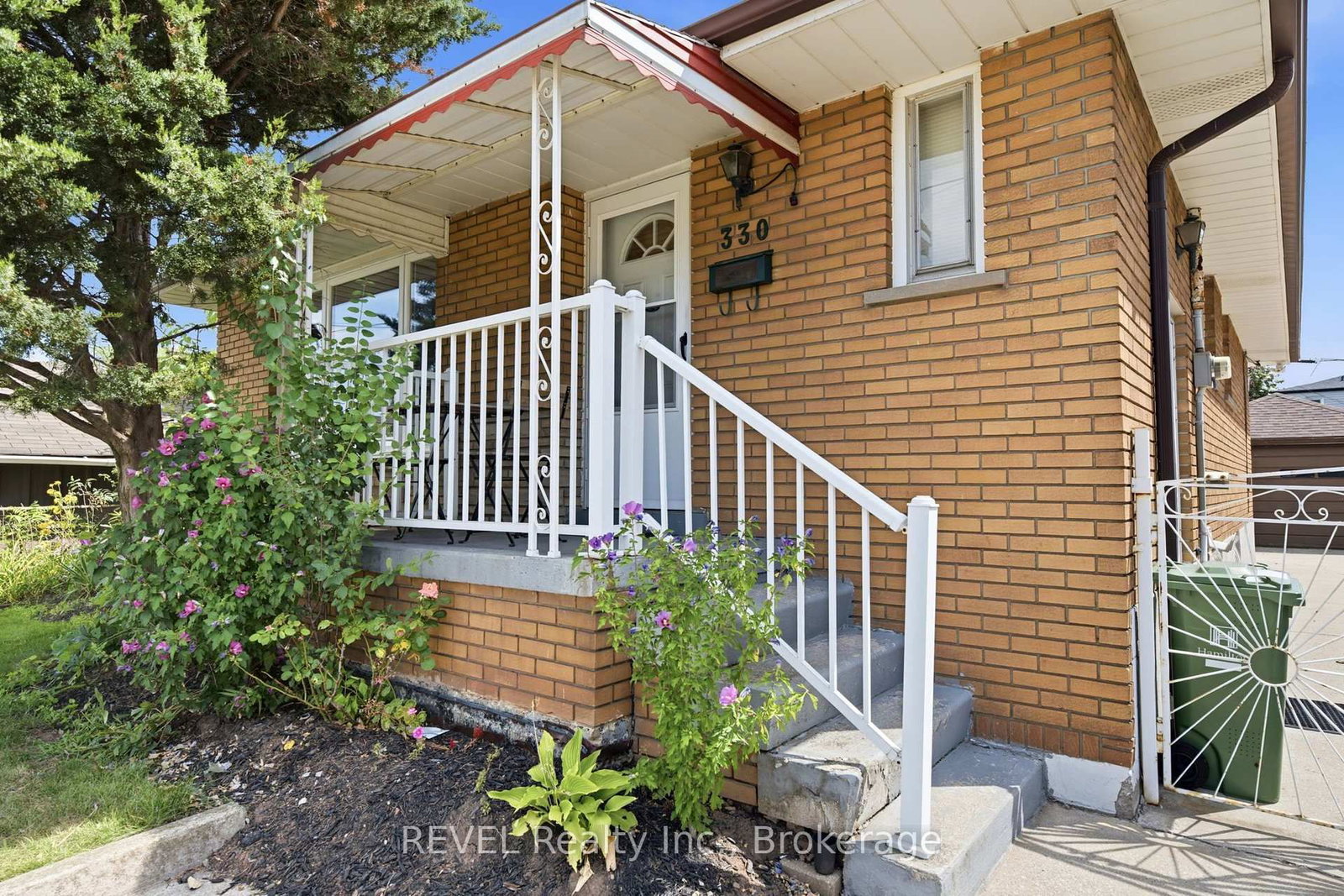 330 Waverly Street • Hamilton, ON photo 4