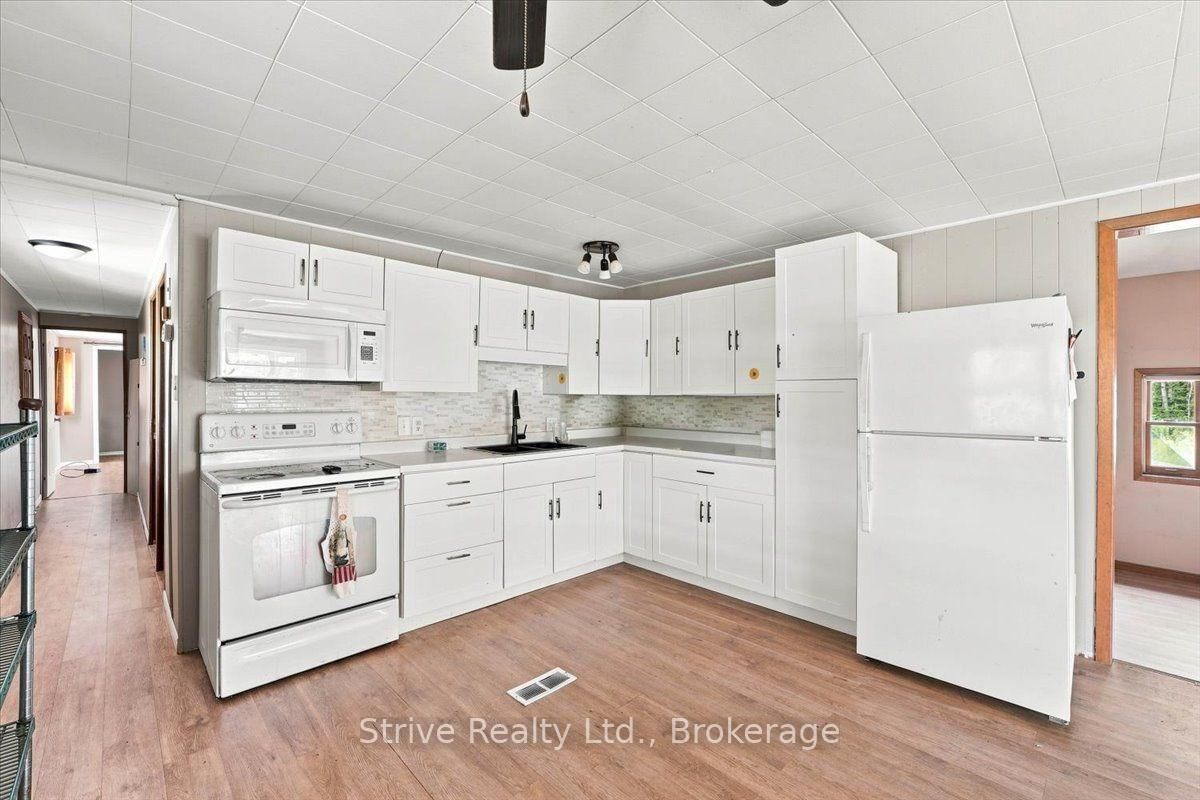 16537 Hwy 62 • Madoc, ON photo 13