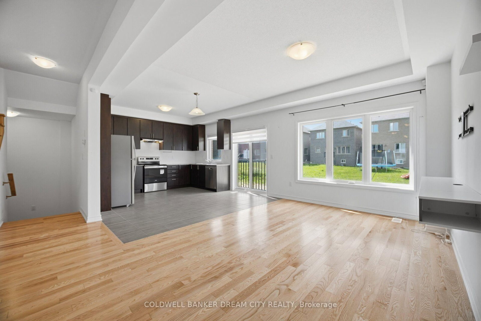 420 Vandusen Avenue • Southgate, ON photo 10