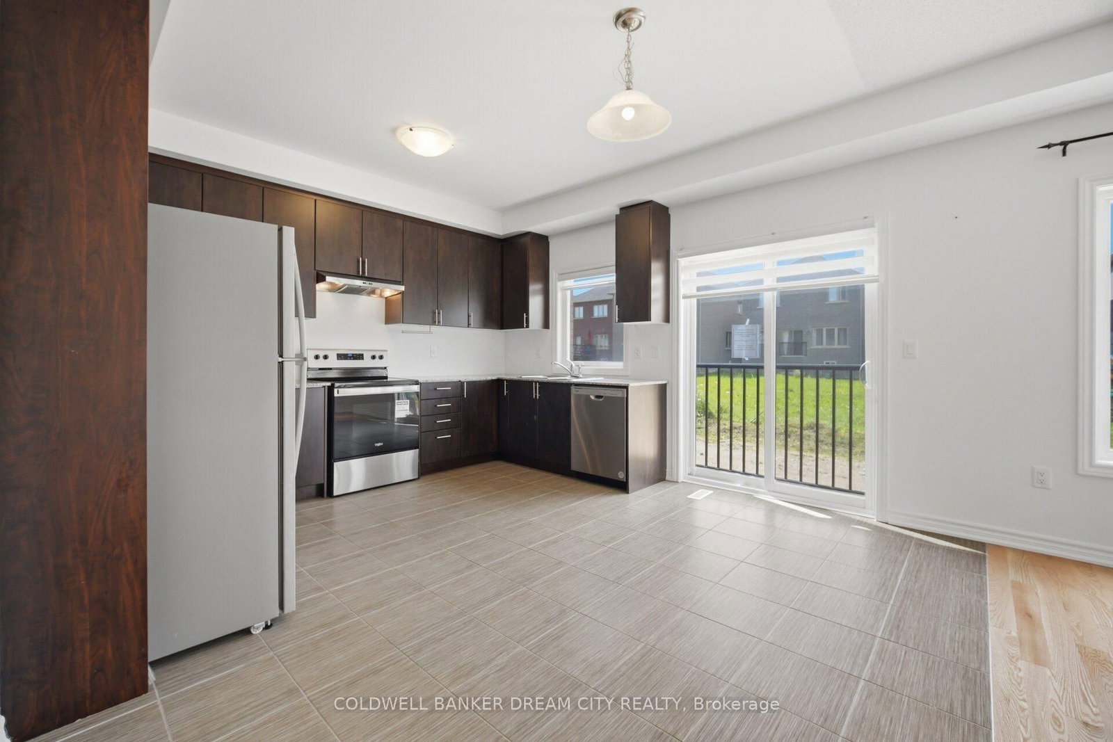 420 Vandusen Avenue • Southgate, ON photo 12