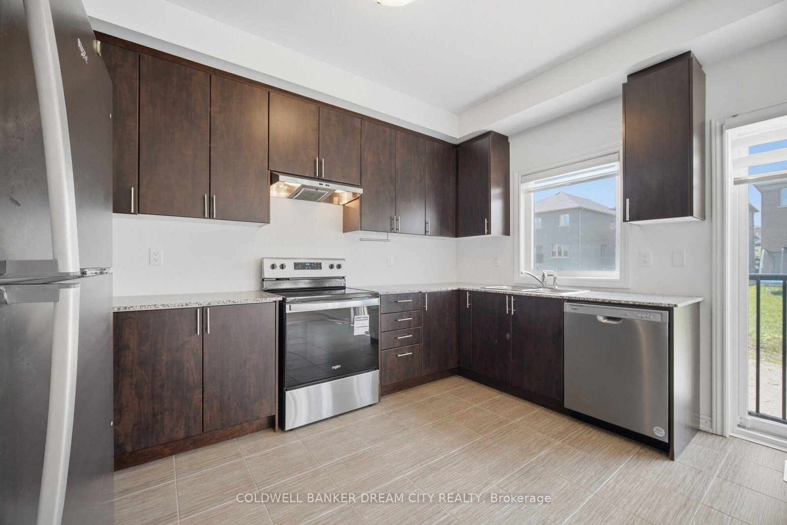 420 Vandusen Avenue • Southgate, ON photo 16