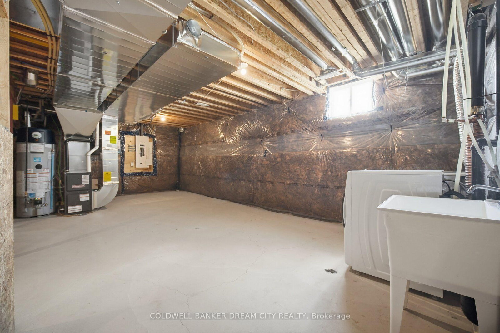 420 Vandusen Avenue • Southgate, ON photo 36