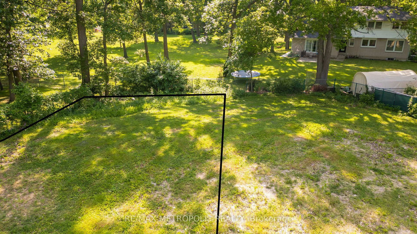 1307-S Ridgewood Drive • Sarnia, ON photo 10