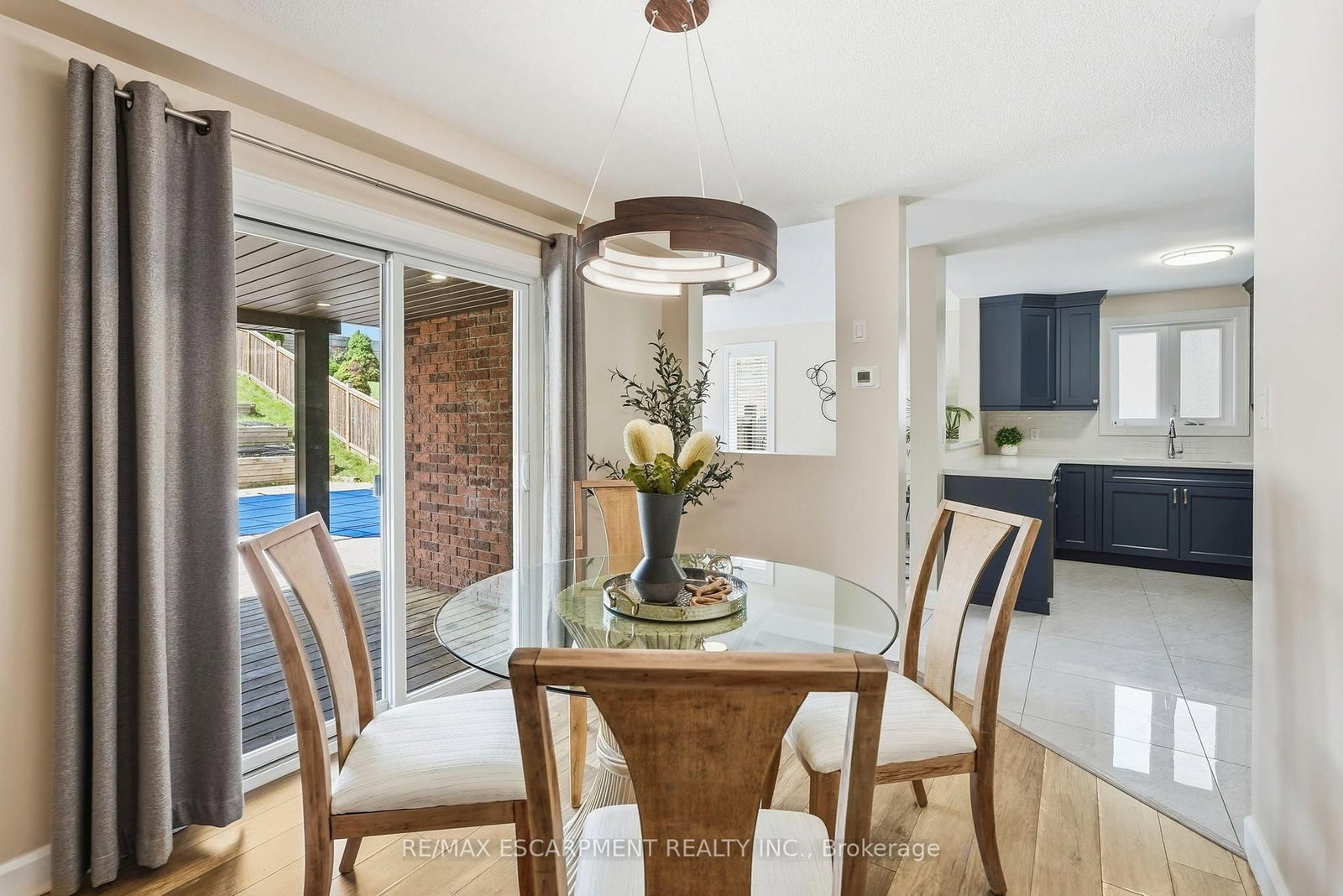 18 Sable Drive • Hamilton, ON photo 15