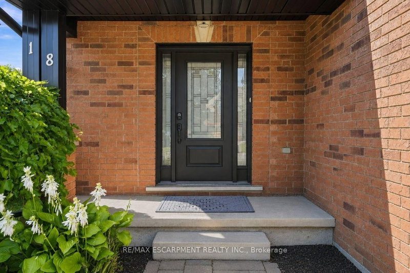 18 Sable Drive