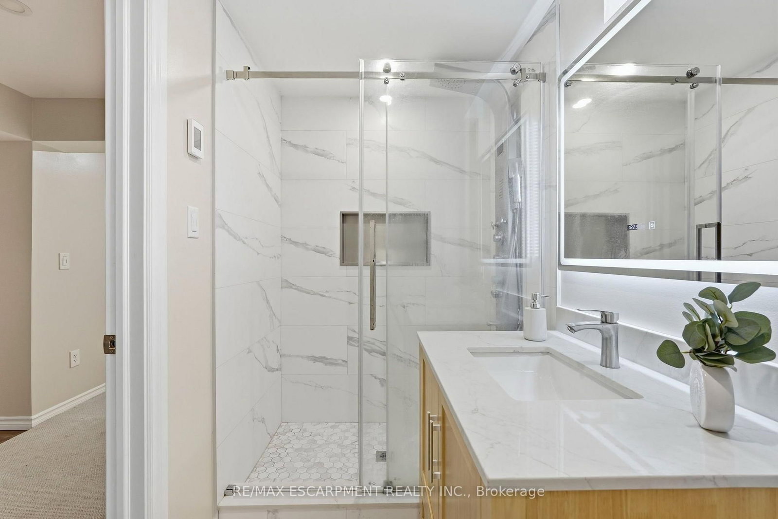 18 Sable Drive • Hamilton, ON photo 34