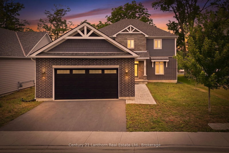 101 VILLENEUVE Drive