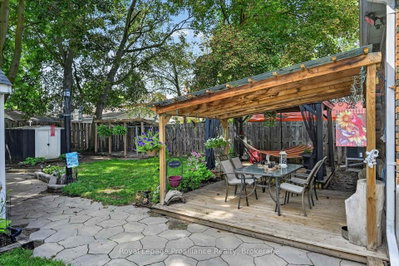 837 Sherburne Street • Peterborough, ON photo 3
