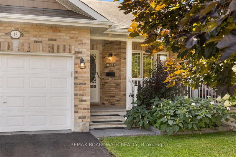 13 Allan Bond Court